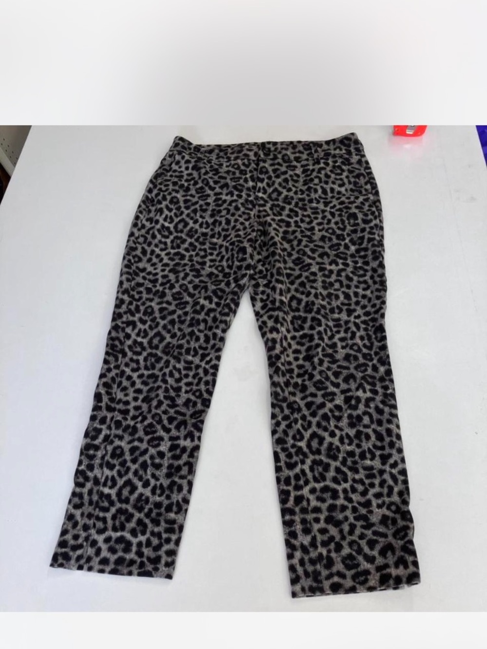Women’s 8 Leopard Print Pants - Black and Gray - Picture 1 of 5